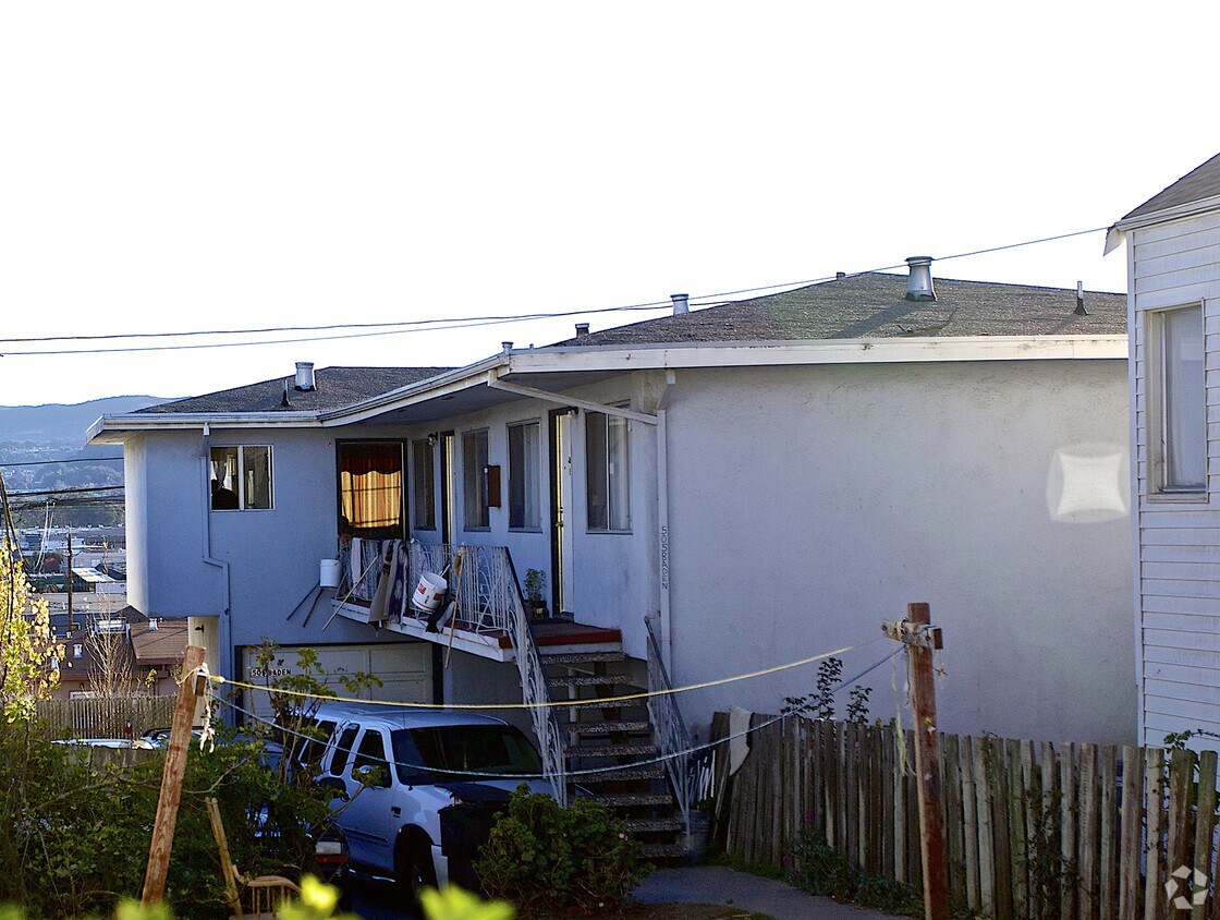 Primary Photo - 505-507 Baden Ave