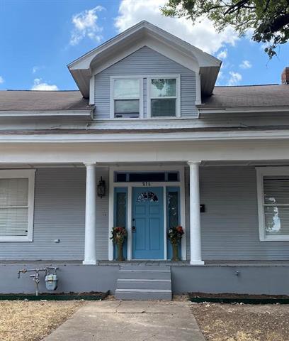 Foto principal - 816 West 7th Street