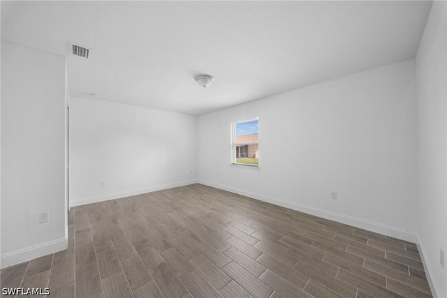 Building Photo - 5022 25th St SW