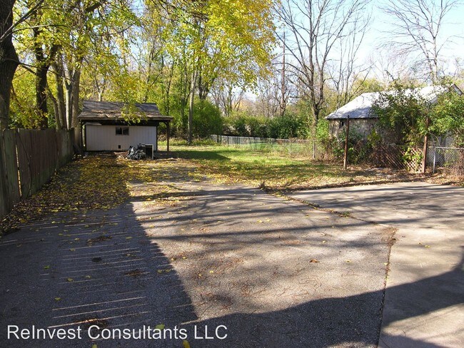 Foto del edificio - 4 br, 2 bath House - 8343 Woodbine