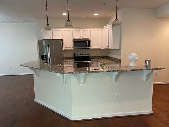Building Photo - 2951 Mystique Ct