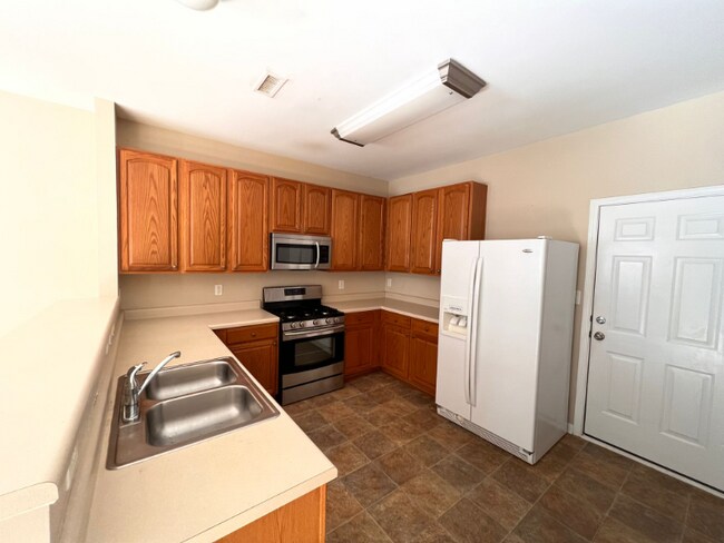 Foto del edificio - 214 Cline Falls Dr
