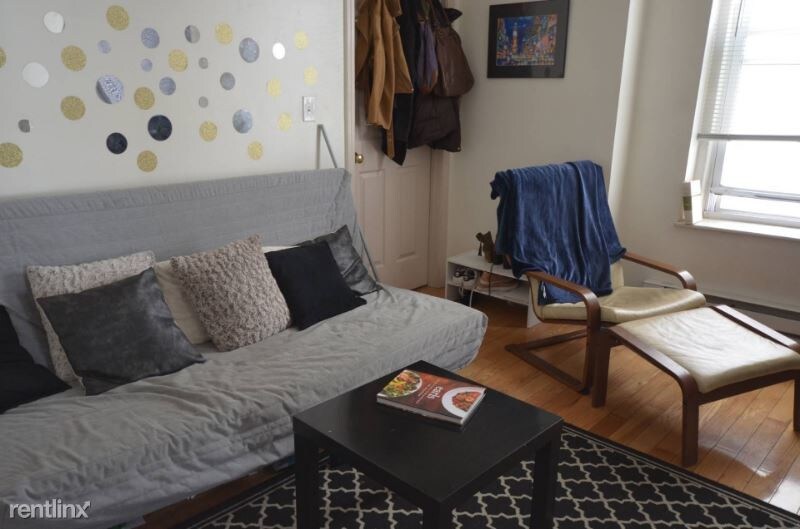 Foto principal - 111 Chelsea St