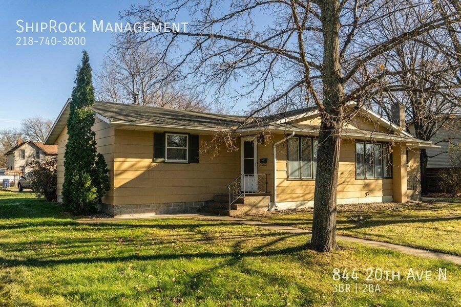 Primary Photo - 844 20th Ave N
