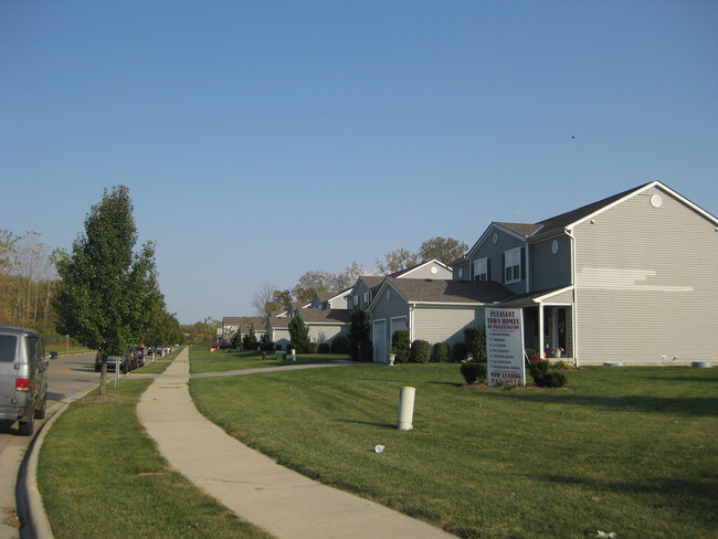 Community View - 138 Wagnalls Ct