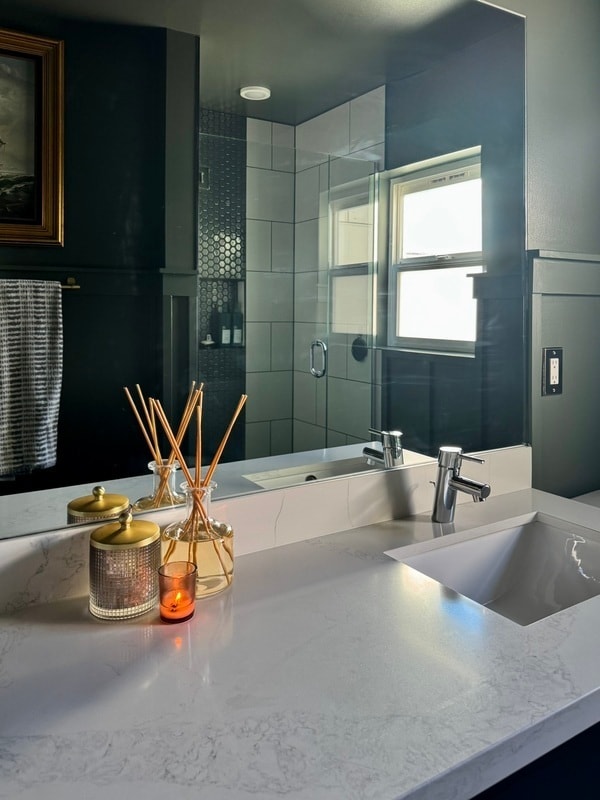 Building Photo - 6522 24th Ave NW