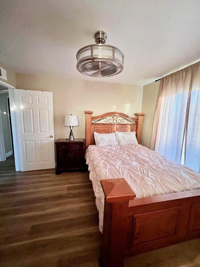 Foto del edificio - 4931 Southeast Pkwy