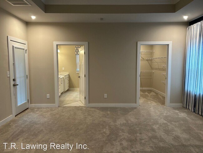 Foto del edificio - 4 br, 3 bath House - 8807 Chapel Grove Cro...