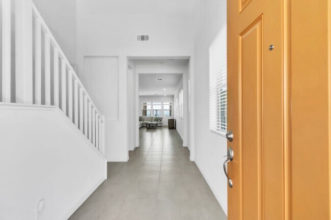 Foto del edificio - 528 Parkwind Ln