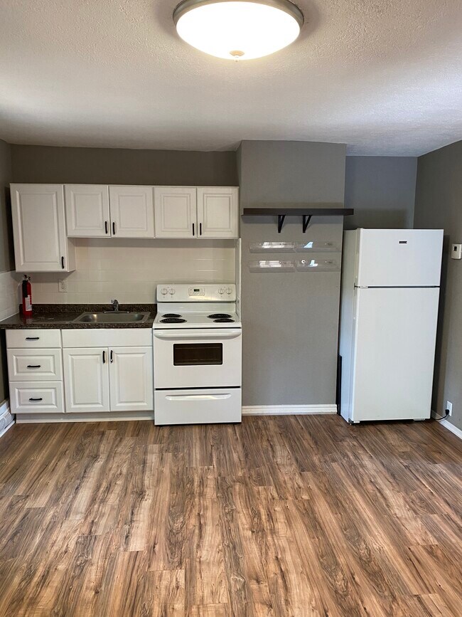 59 Oxford Rd Unit 3, New Hartford, NY 13413 59 Oxford Rd New Hartford, NY