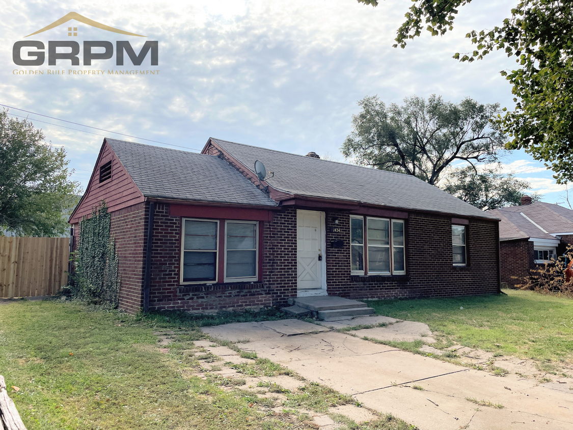 Primary Photo - 3 Bedroom Located In Wichita