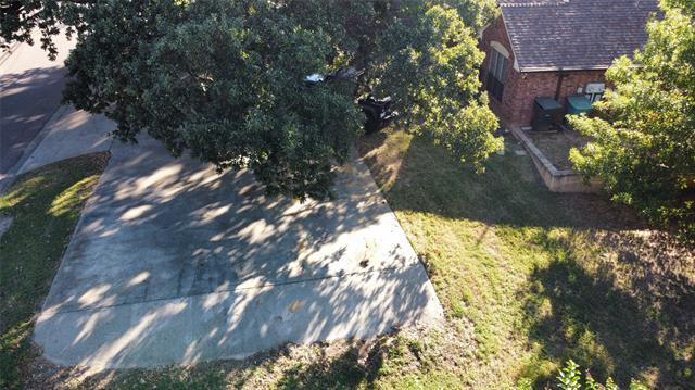 Foto del edificio - 824 W Lamberth Rd