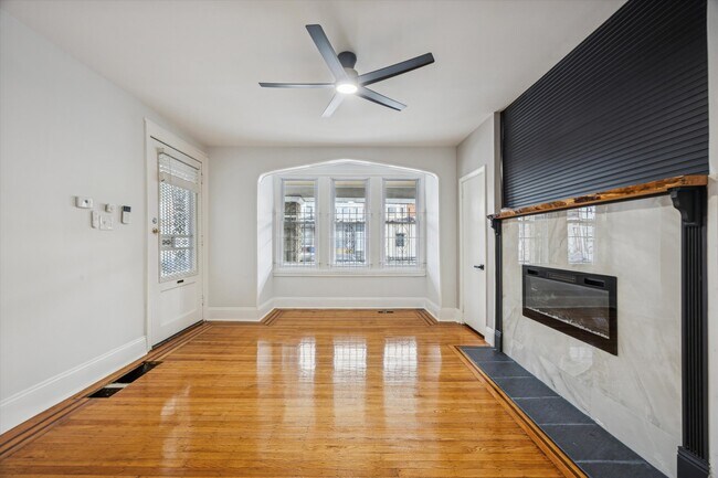 Photo - 114 S 54th St Apartment