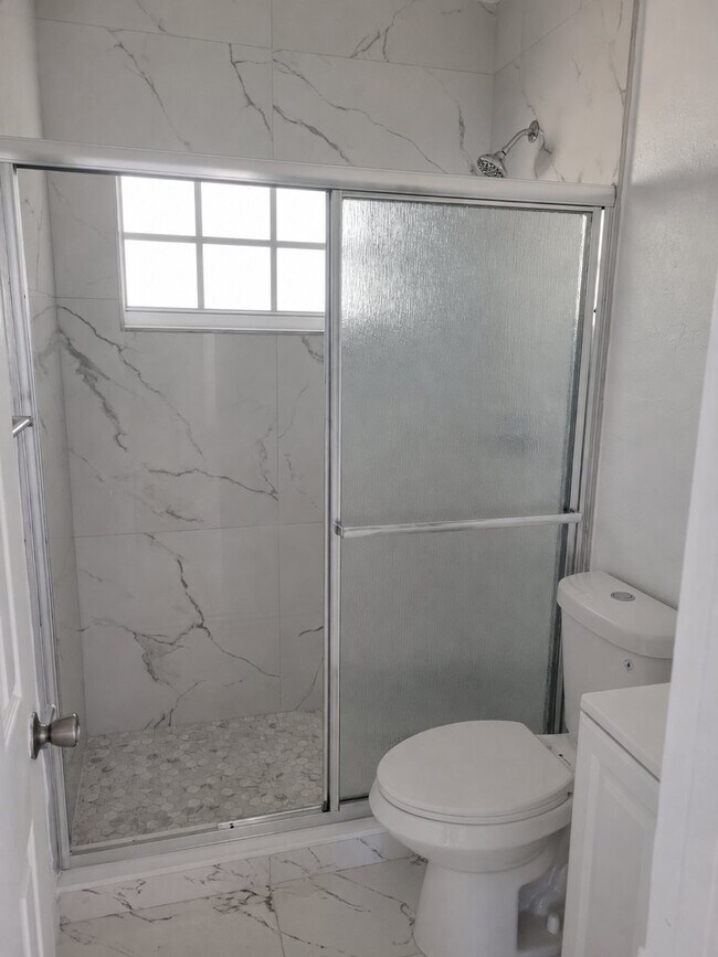 Photo - 3989 NW 163rd St (Opa-locka, FL) House