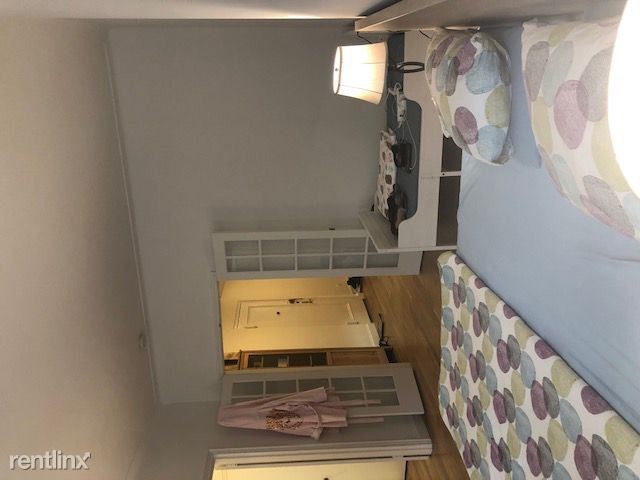 Foto del edificio - 331 E 58th St