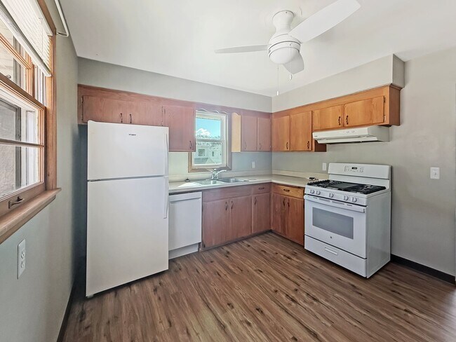 Foto del edificio - 5848 Washburn Ave S