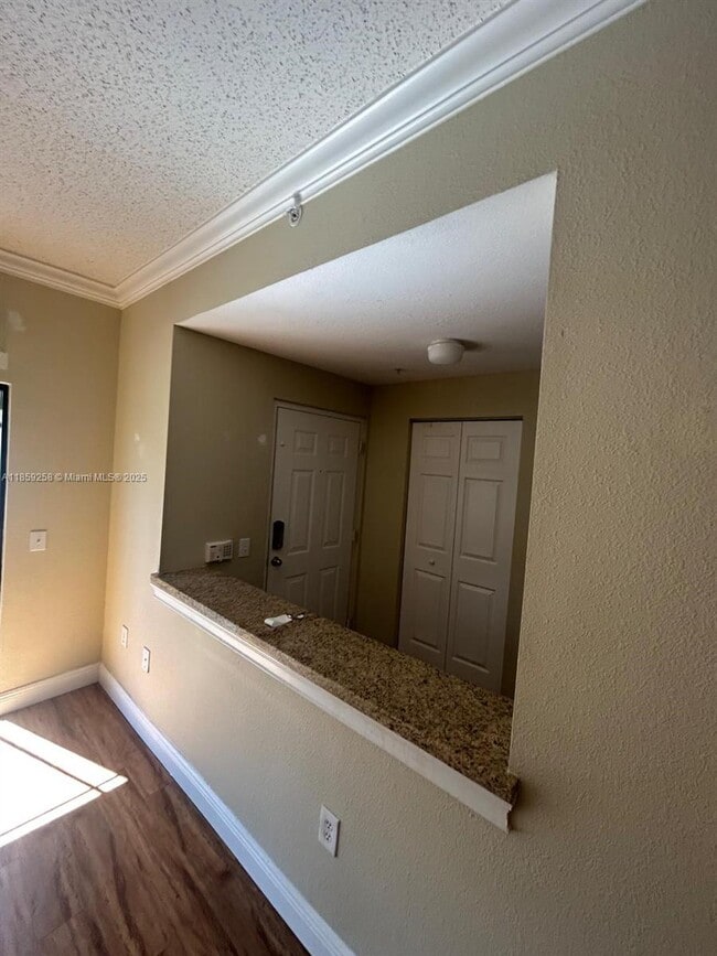 Building Photo - 2809 Amalei Dr
