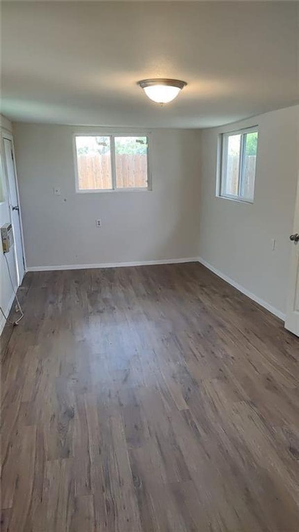 Building Photo - Charming 2/1-Bed/bath Home in Downtown Manor