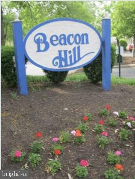 Building Photo - 1806 Beacon Hill Dr