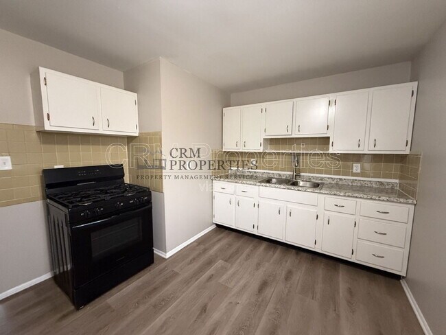 Foto del edificio - 3156 Dequincy St