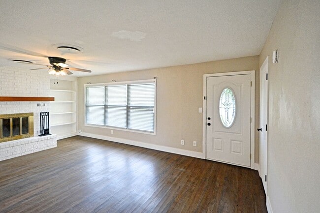 Foto del edificio - 671 W Merriweather St