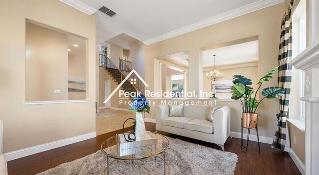 Building Photo - 5 br, 4.5 bath House - 4024 Samuel Wy