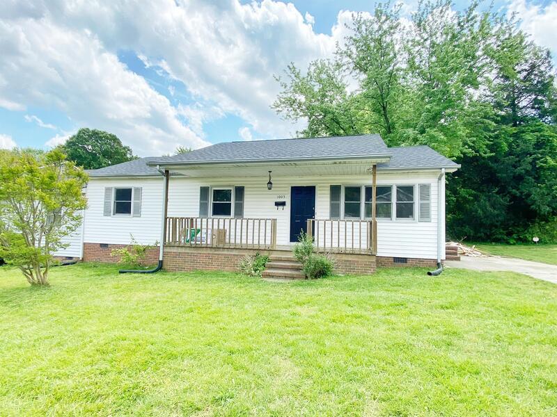 Primary Photo - 1200 Highland Ave