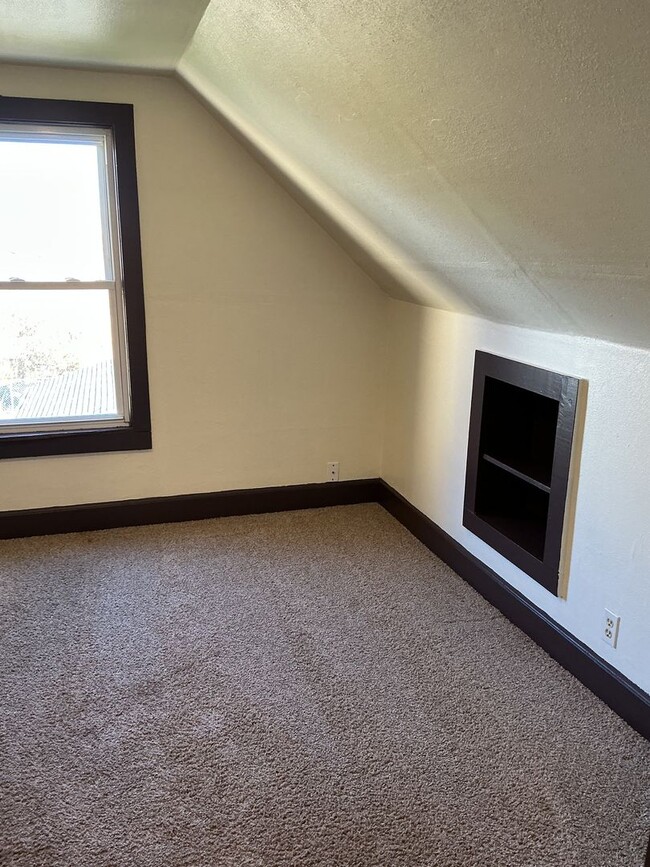 Foto del edificio - 4 Bedroom Single Family Home