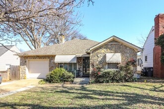 Building Photo - 1243 S Richmond Ave