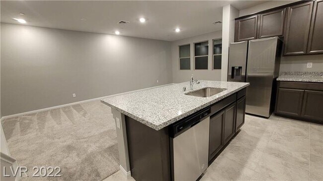 Building Photo - COMING SOON!  AWESOME SUMMERLIN TOWNHOME!