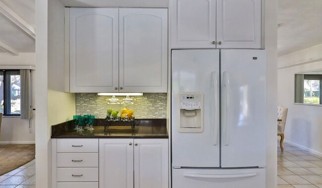 Foto del edificio - 55 Bay Harbour Dr
