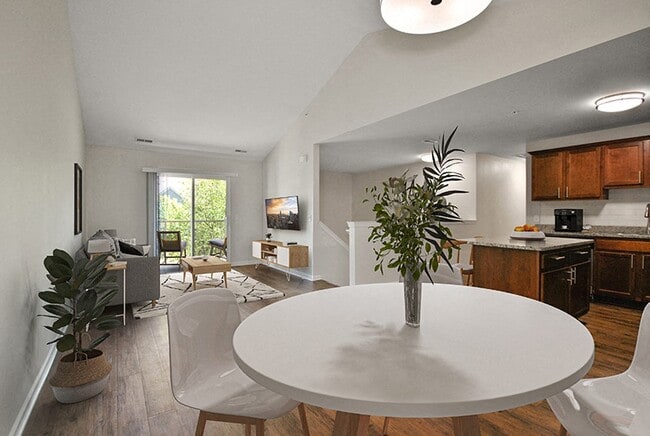 Building Photo - Stonehaven Apartments