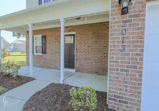 Foto del edificio - 2013 Laurel Oak Ct