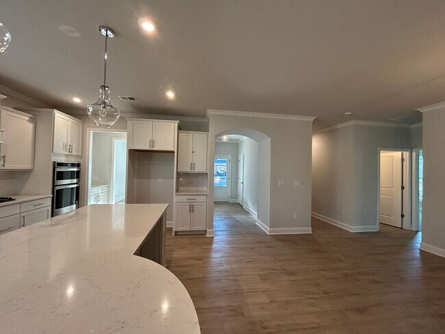 Foto del edificio - 505 Colebrook Way : New Construction:  4 B...