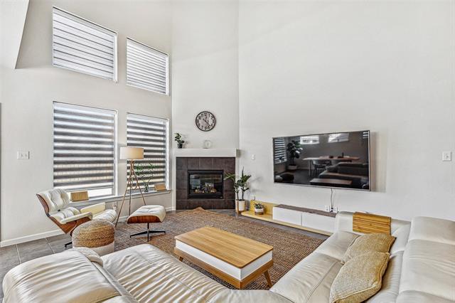 Building Photo - 3517 Iron Horse Dr