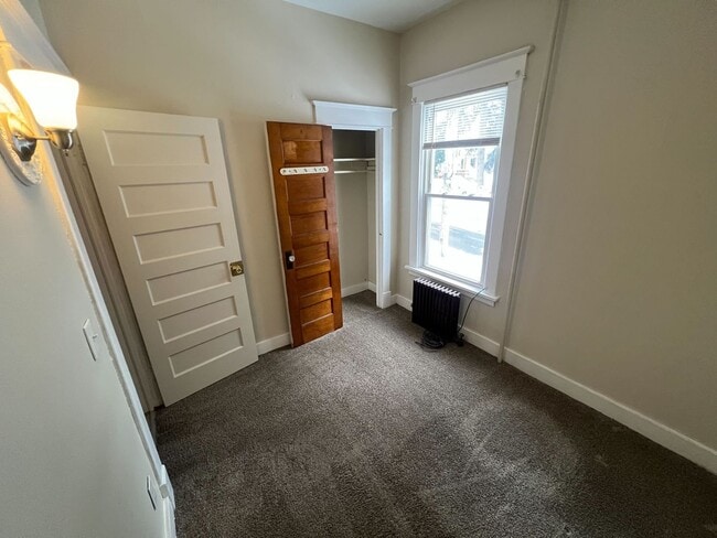 Foto del edificio - 28 Columbia St