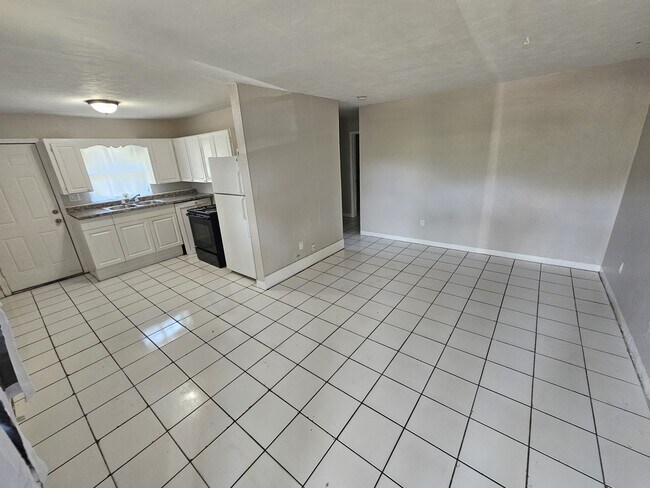 Foto del edificio - 1737 Overbrook Ave
