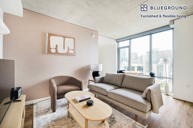 Building Photo - 225 Cedar St