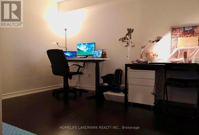 Photo du bâtiment - 386 Yonge St