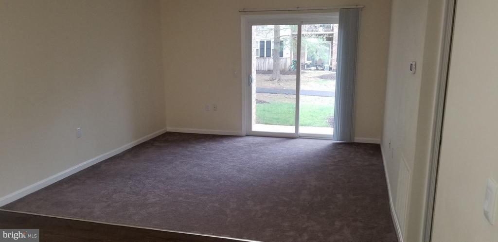 Foto principal - 18324 Streamside Dr