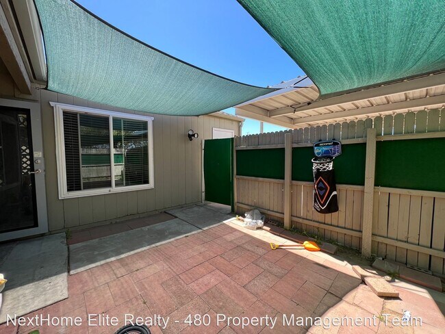 Building Photo - 2 br, 2 bath House - 7001 S 43rd Way