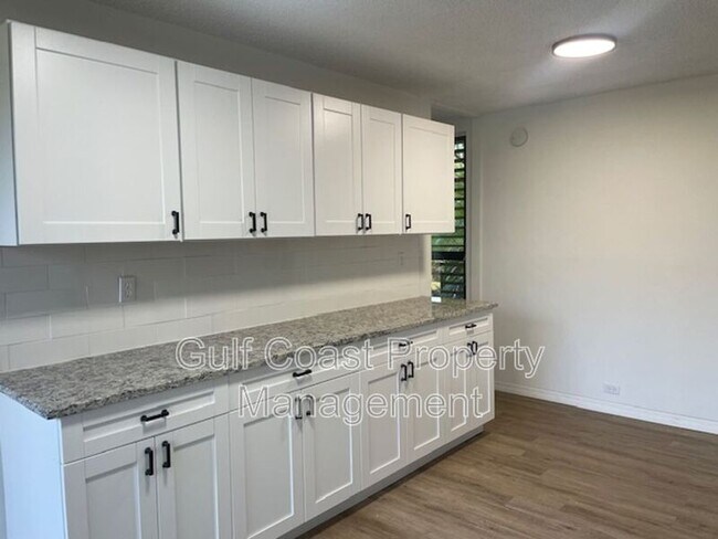 Foto del edificio - 758 Pine Run Dr