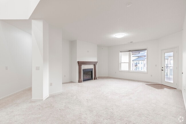 Quayside - Living 2BR, 2BA - 1.700SF - Living - Quayside Wayzata
