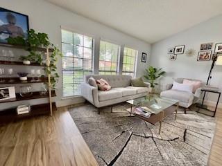 Building Photo - 4633 Archer Dr