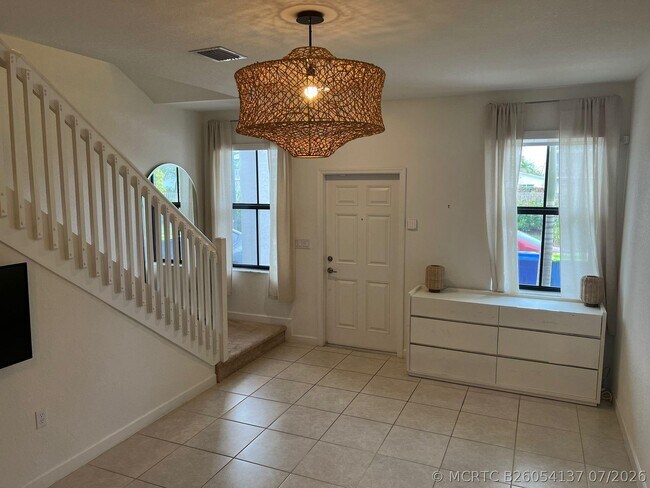 Foto del edificio - 542 SW 19th Ter