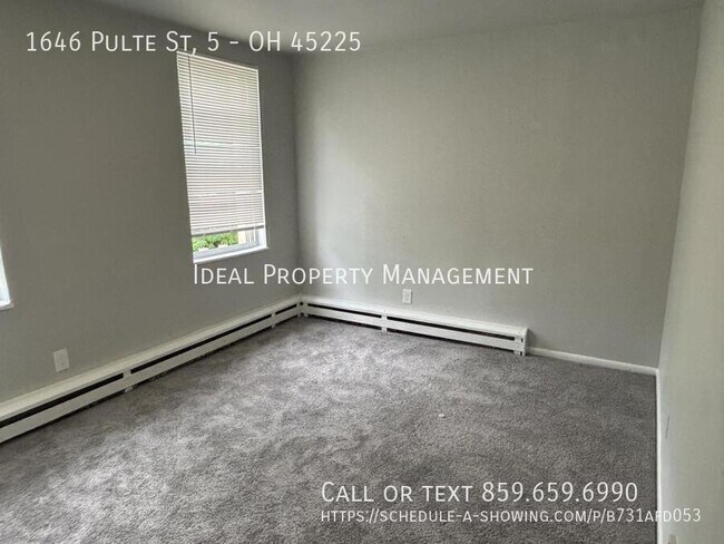 Building Photo - 1646 Pulte St