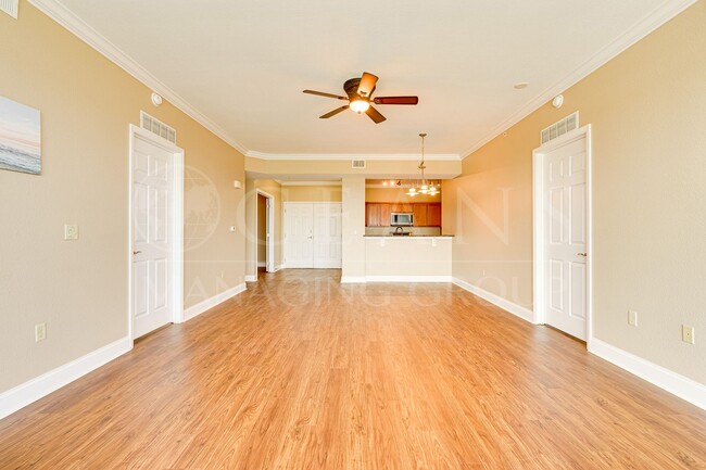 Building Photo - GORGEOUS Waterfront Condo in South Daytona