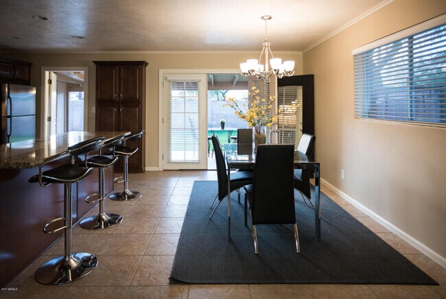 Building Photo - 3614 N Granite Reef Rd