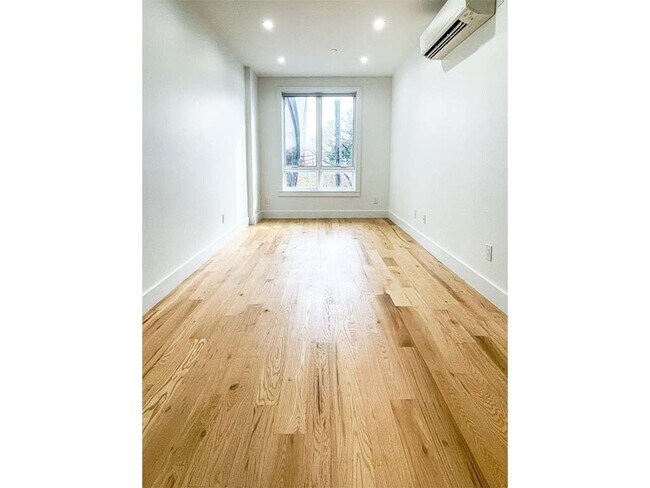 Foto del edificio - 735 Fenimore St