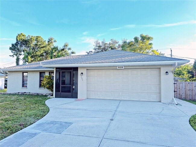 Building Photo - 920 Tanager Rd